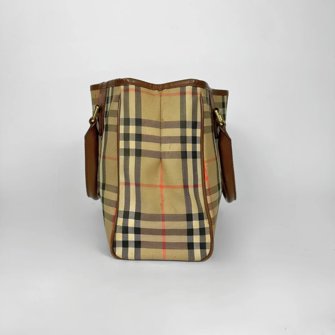Burberry Nylon Shopper - Image 4