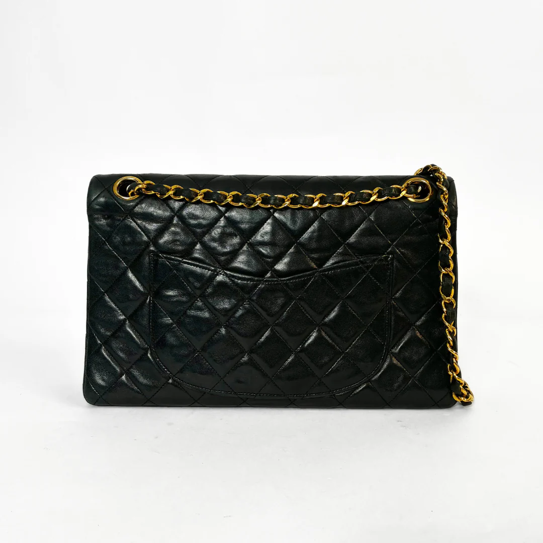 Chanel Classic Flap Bag Medium - Image 3