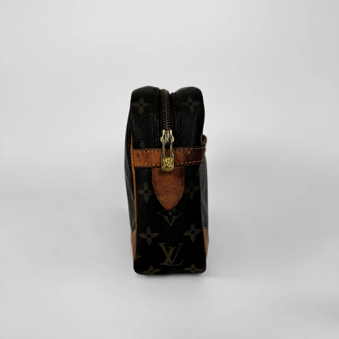 Louis Vuitton Compiegne Toiletry - Image 3