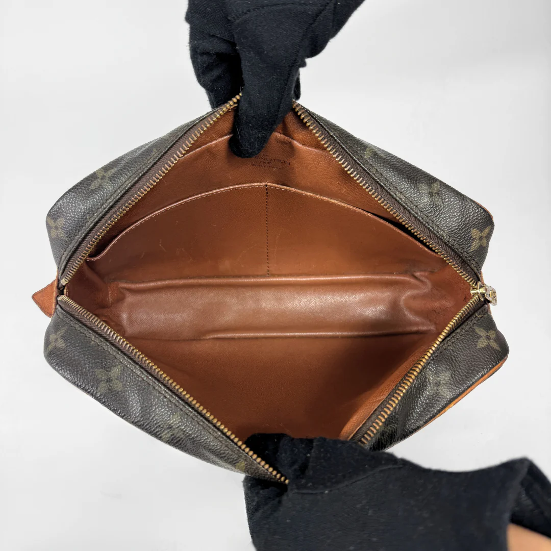 Louis Vuitton Compiegne Toiletry - Image 7