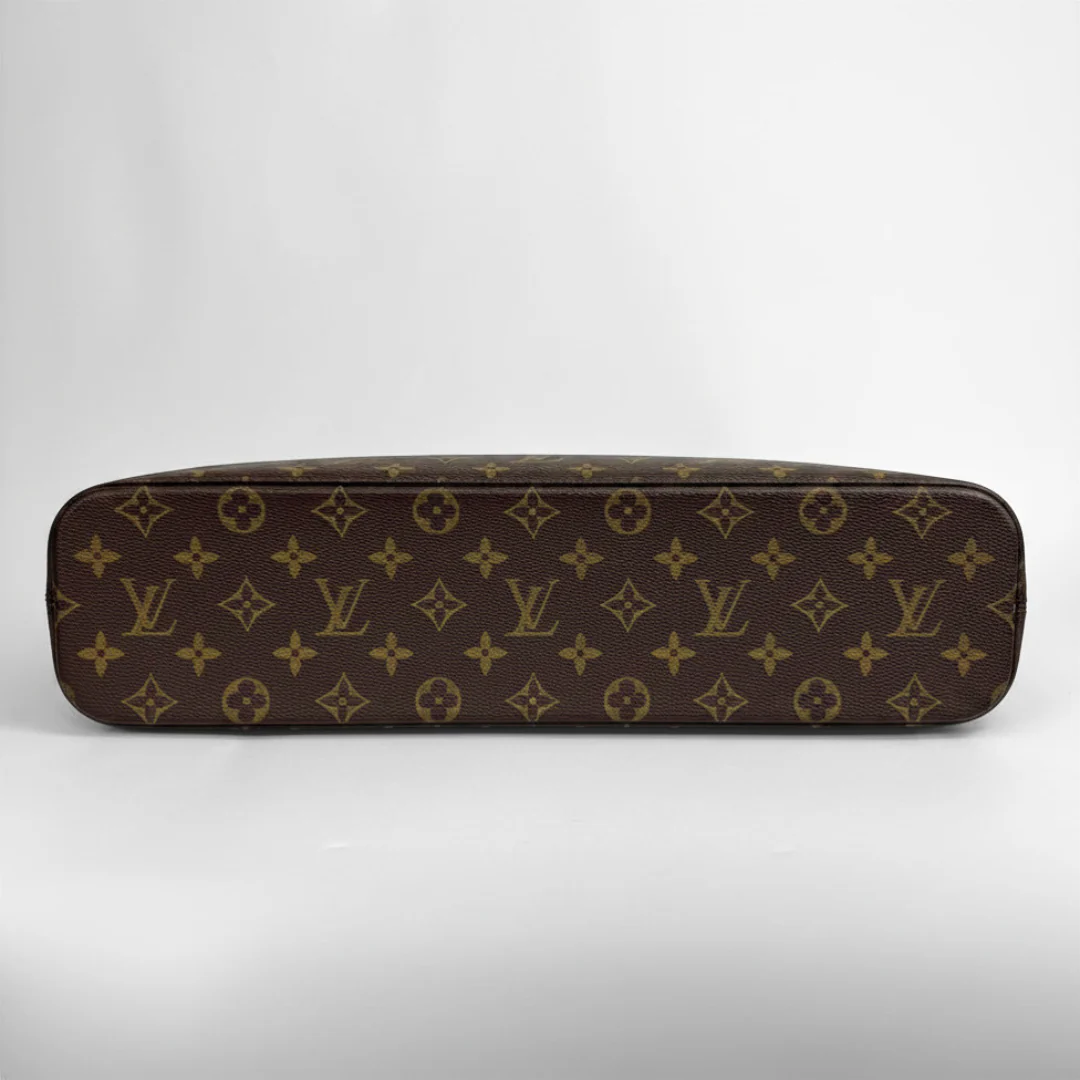 Louis Vuitton Luco Monogram Canvas - Image 6