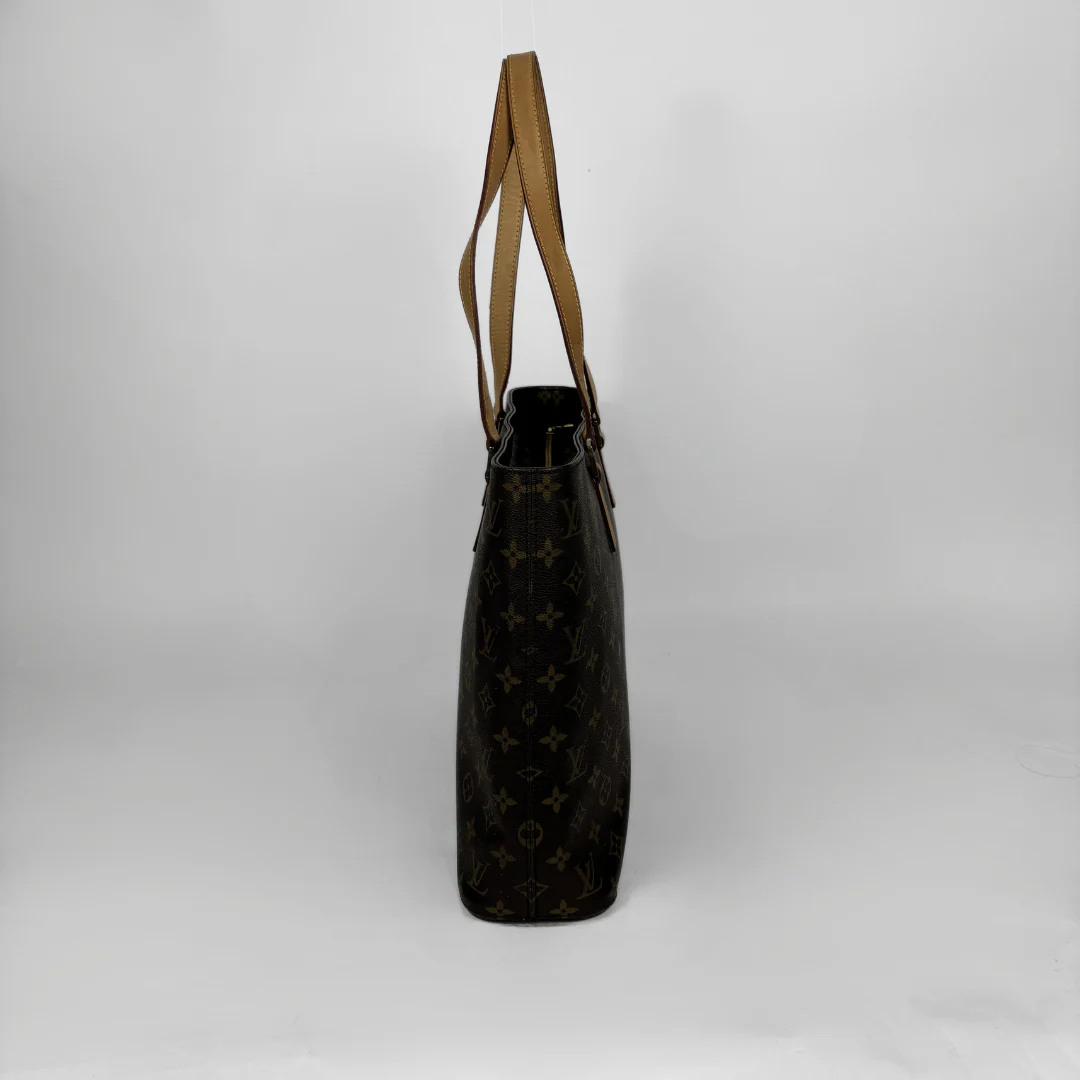 Louis Vuitton Luco Monogram Canvas - Image 5