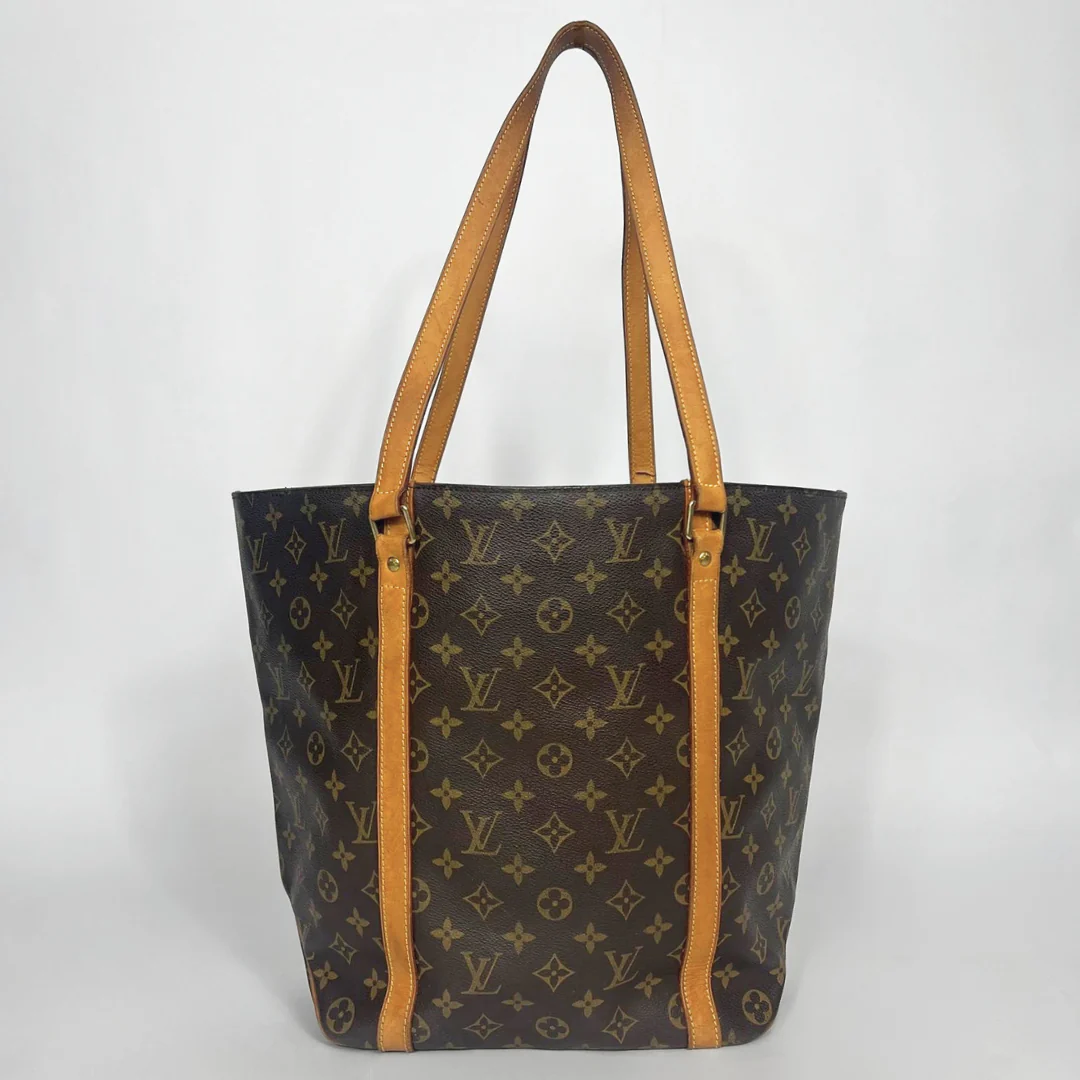 Louis Vuitton Shopper - Image 4