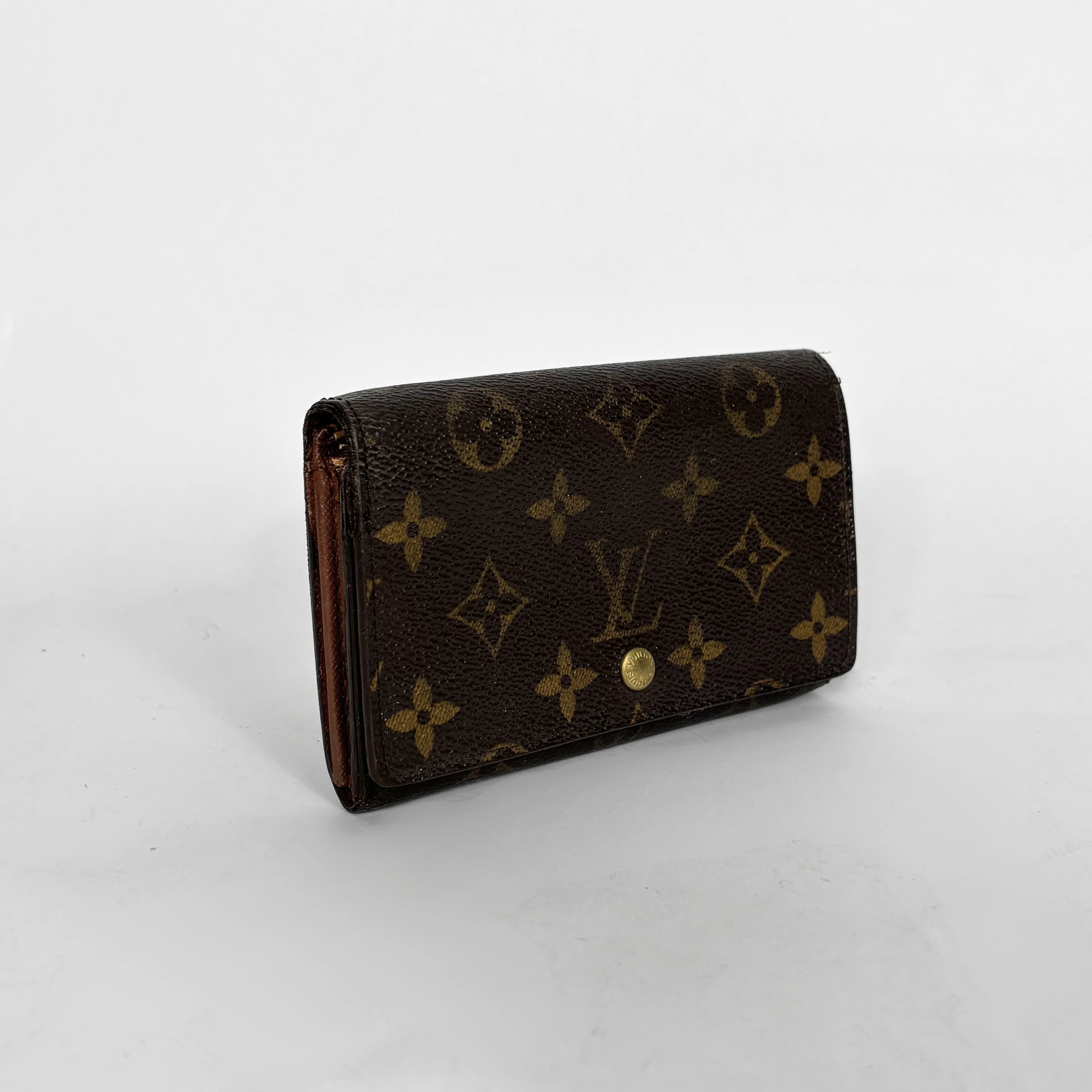 Louis Vuitton Wallet Medium - Image 5