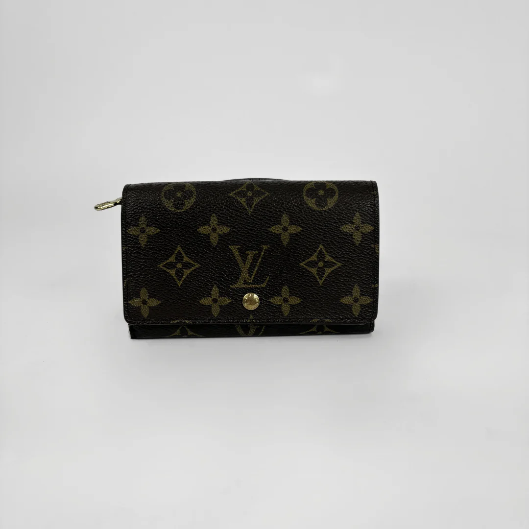 Louis Vuitton Wallet Medium