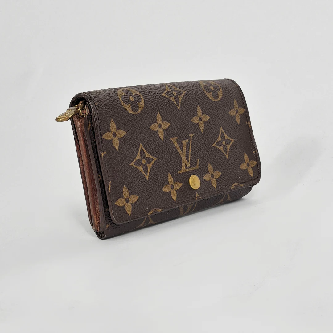 Louis Vuitton Wallet Medium - Image 2