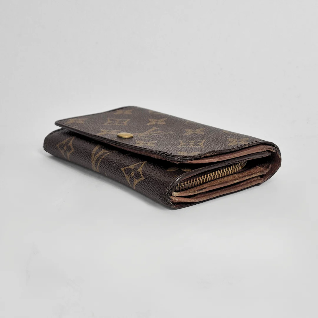 Louis Vuitton Wallet Medium - Image 3