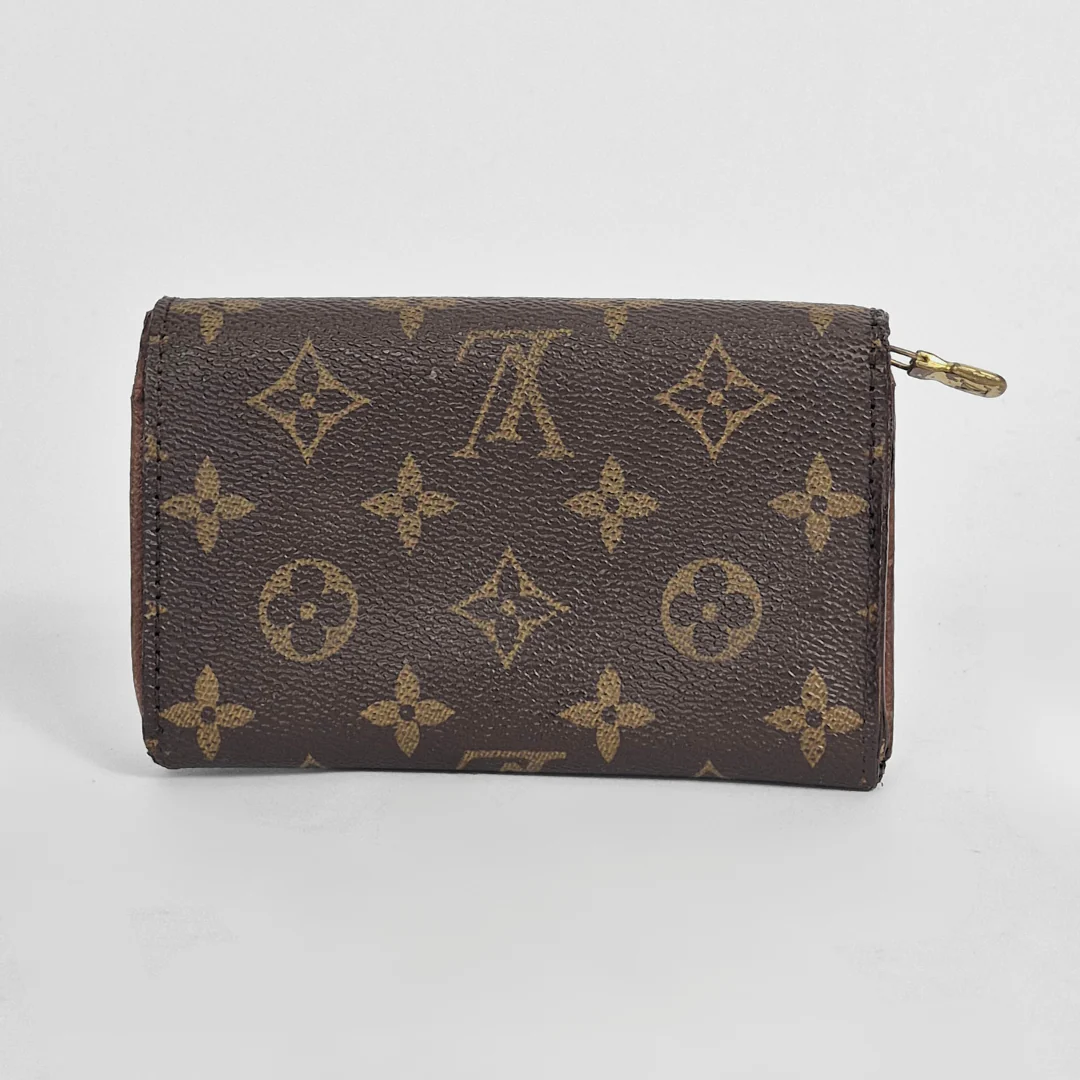 Louis Vuitton Wallet Medium - Image 4