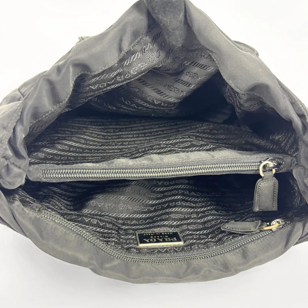 Prada Shoulderbag - Image 7
